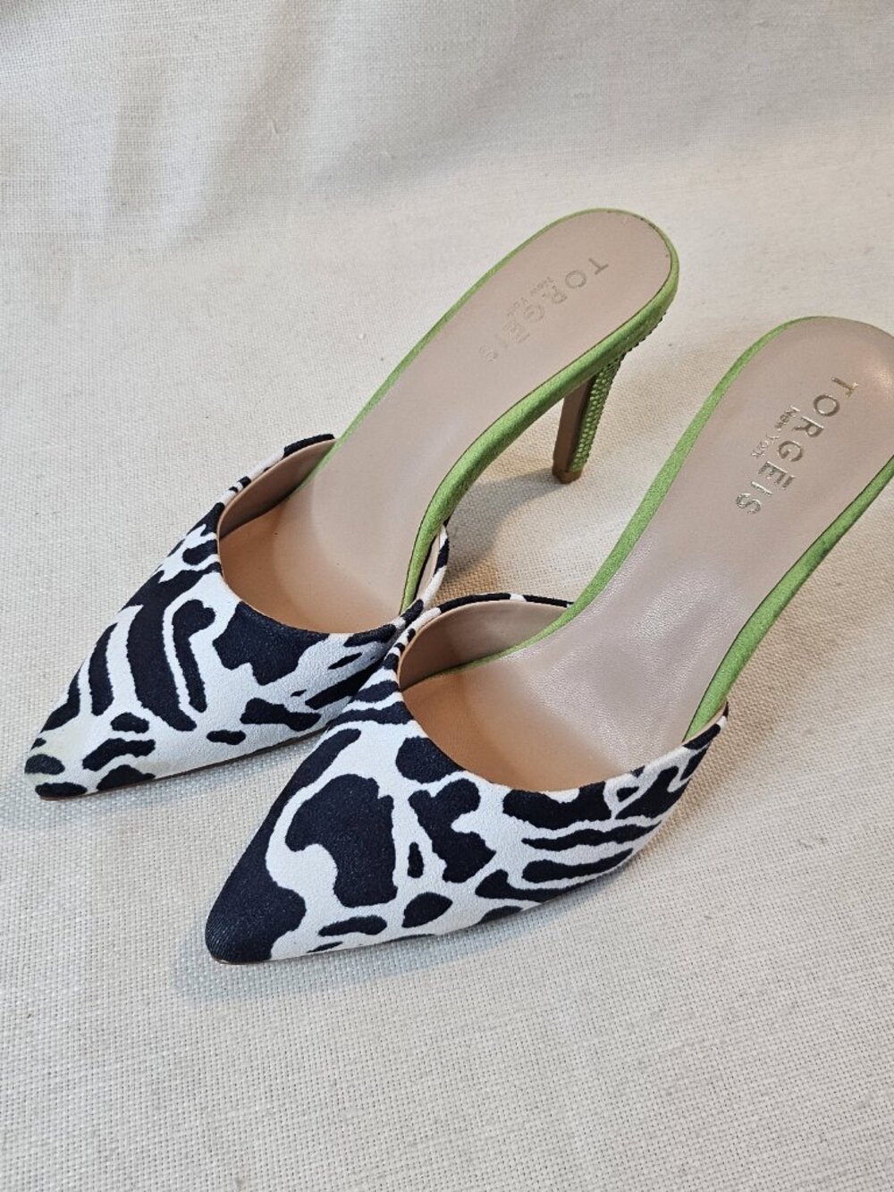 Torgeis New York Piper Zebra Pumps - Size 6
